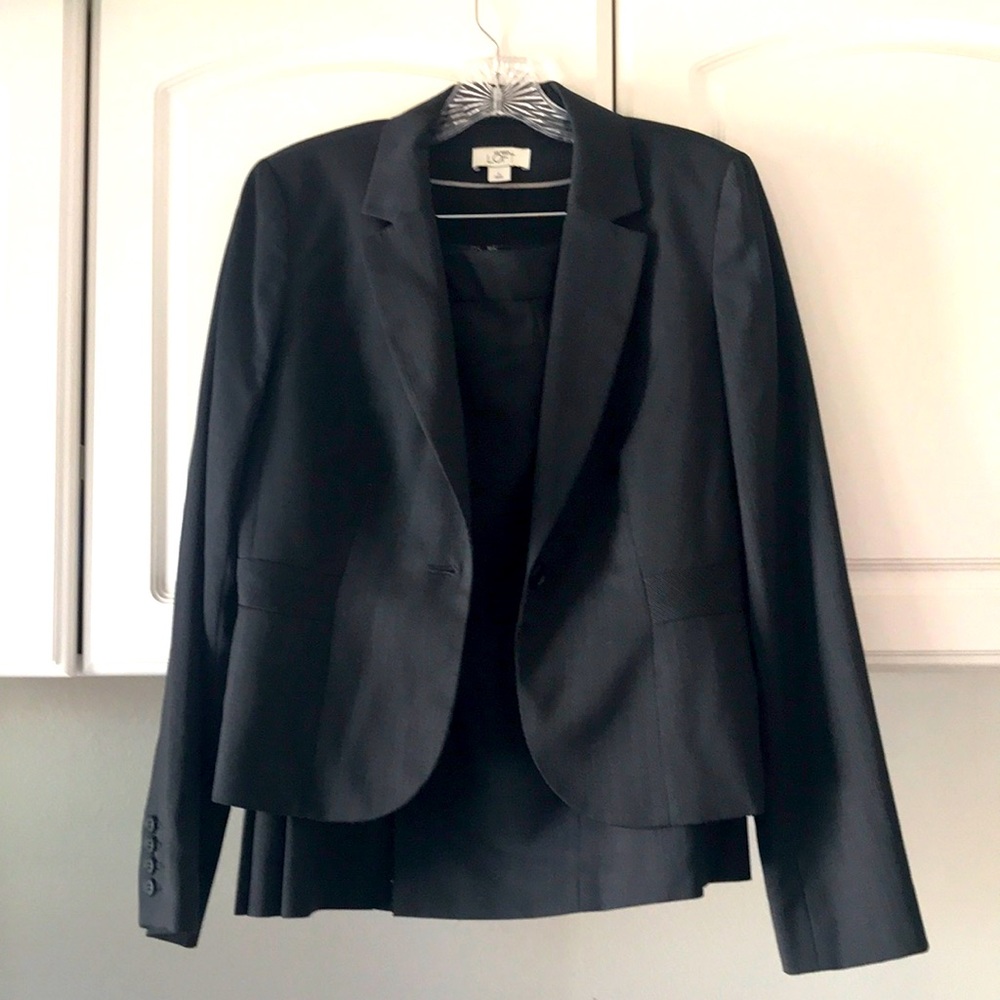 Loft size 6 black skirt with jacket